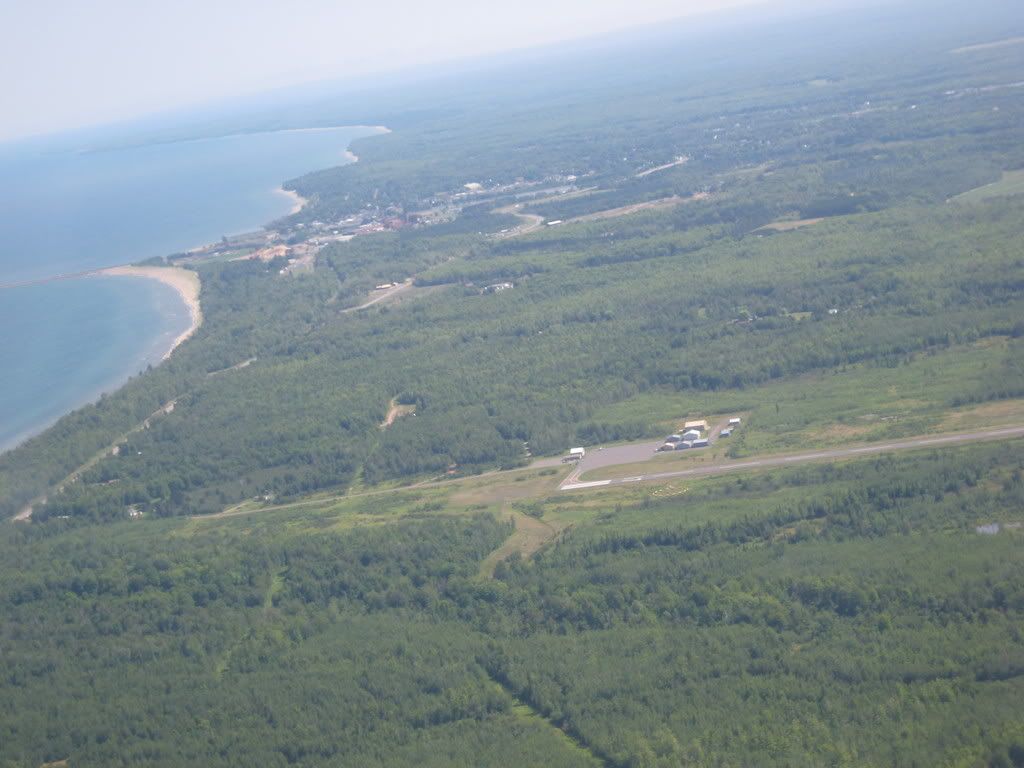 [Image: 022.jpg]