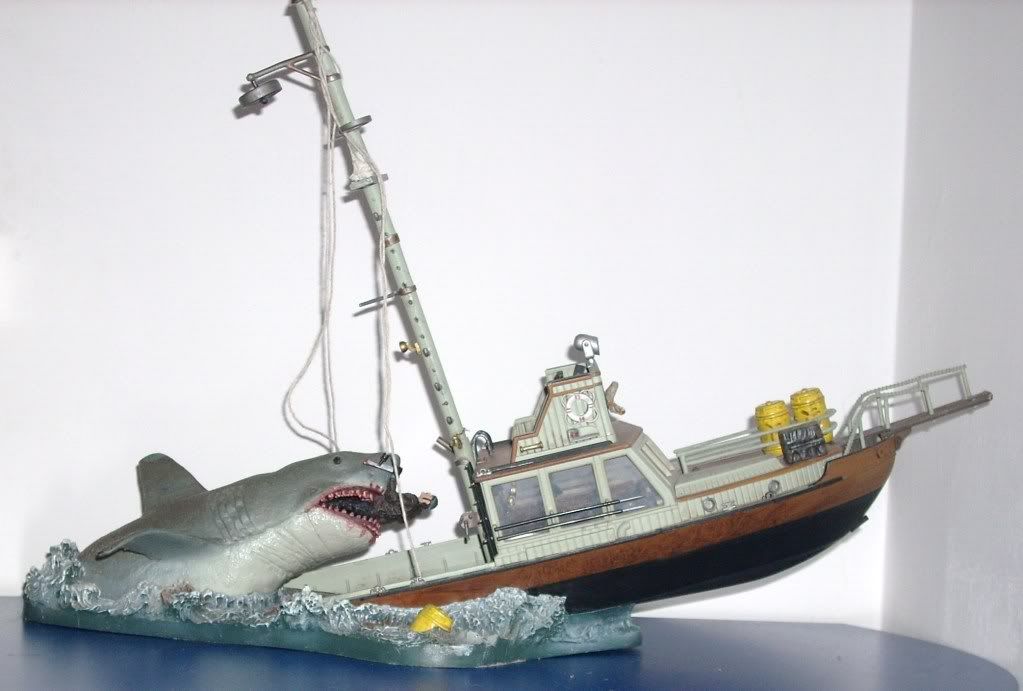 mcfarlane jaws diorama