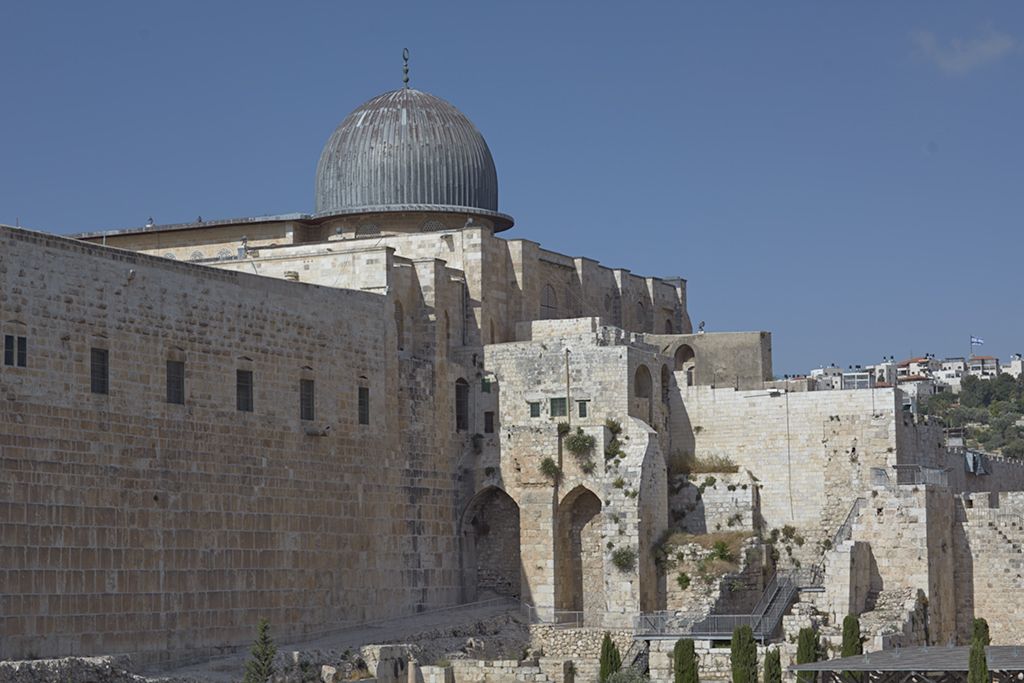 IMAGE: http://i418.photobucket.com/albums/pp263/ThisIsHey/_MG_1040.jpg