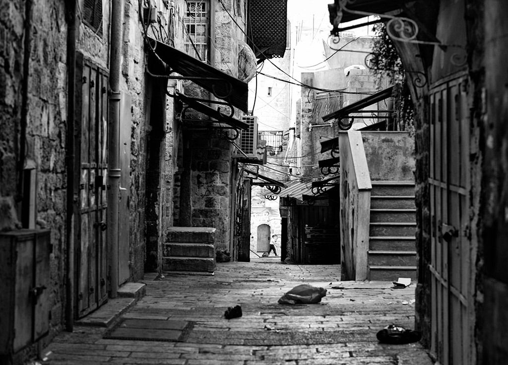 IMAGE: http://i418.photobucket.com/albums/pp263/ThisIsHey/_MG_1059.jpg