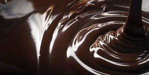 Flowing dark chocolate