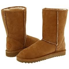 Sheepskin Minnetonka Classic Pug Boots